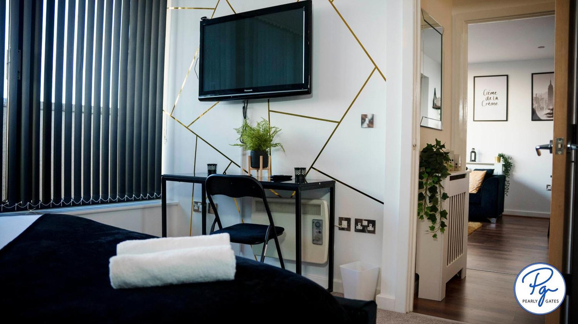 Penthouse - Amazing City Skyline Views - Balcony - Free Extra 2 Hours - Free Parking - Utilita Arena - Bullring Shopping - New St Station- Super King Size Bed Birmingham Exterior foto