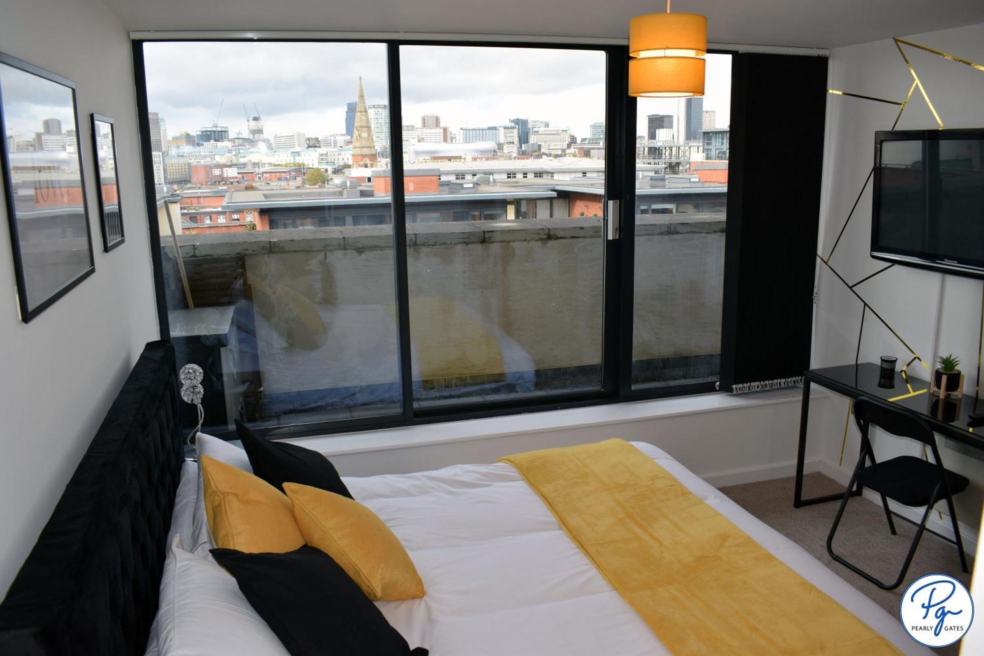 Penthouse - Amazing City Skyline Views - Balcony - Free Extra 2 Hours - Free Parking - Utilita Arena - Bullring Shopping - New St Station- Super King Size Bed Birmingham Exterior foto